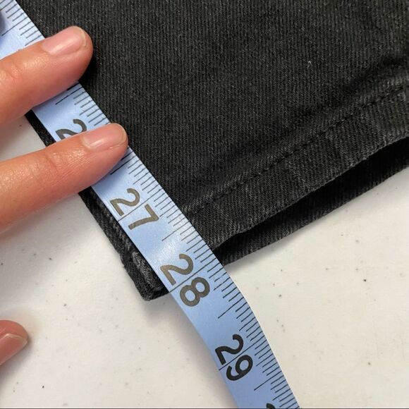 Everlane Black High Rise Jeans, stretchy size 27 regular - Picture 7 of 9